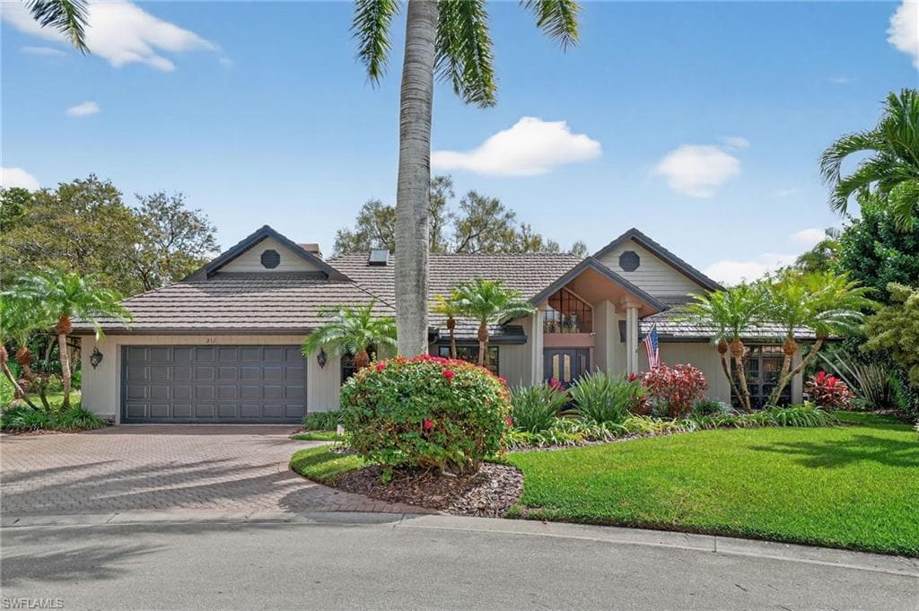 812 Pine Creek LN-10
