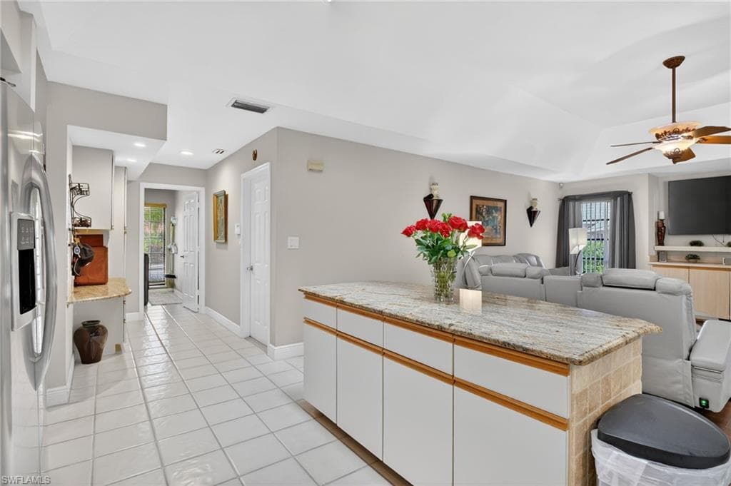 812 Pine Creek LN-31