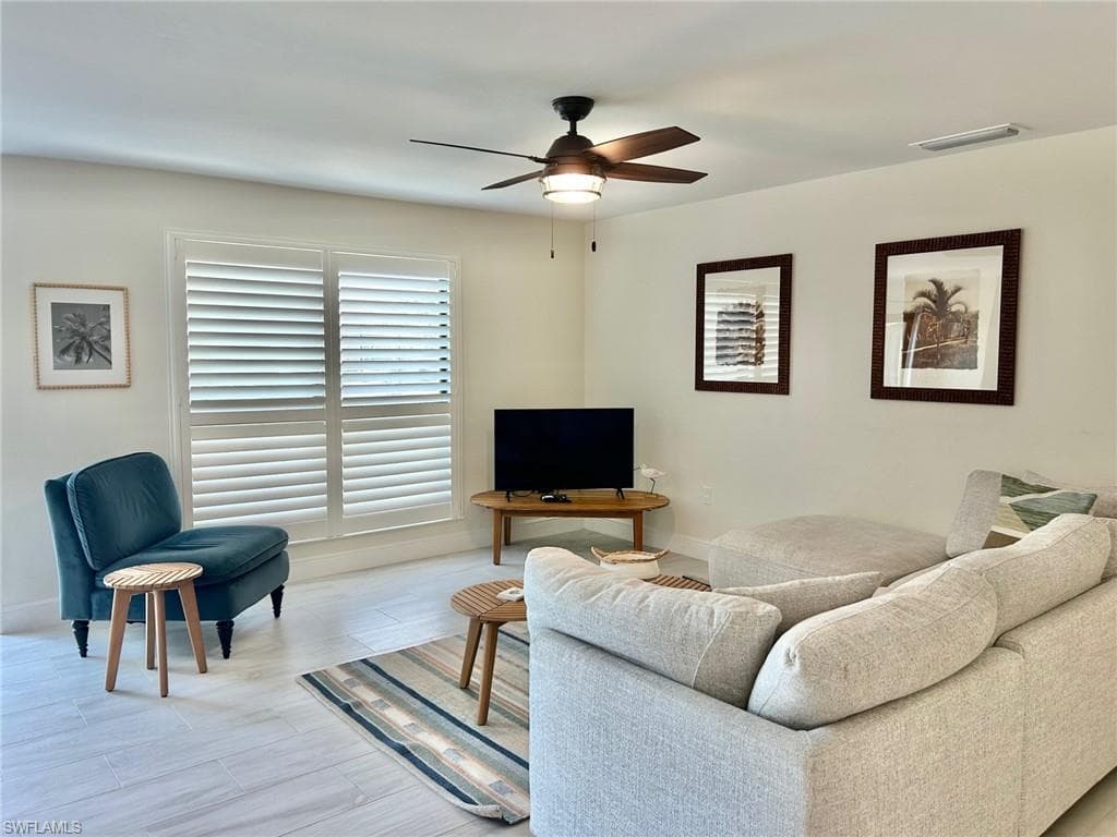 5117 Sea Bell RD E104-8