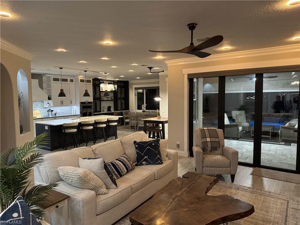 20961 Skyler DR-6
