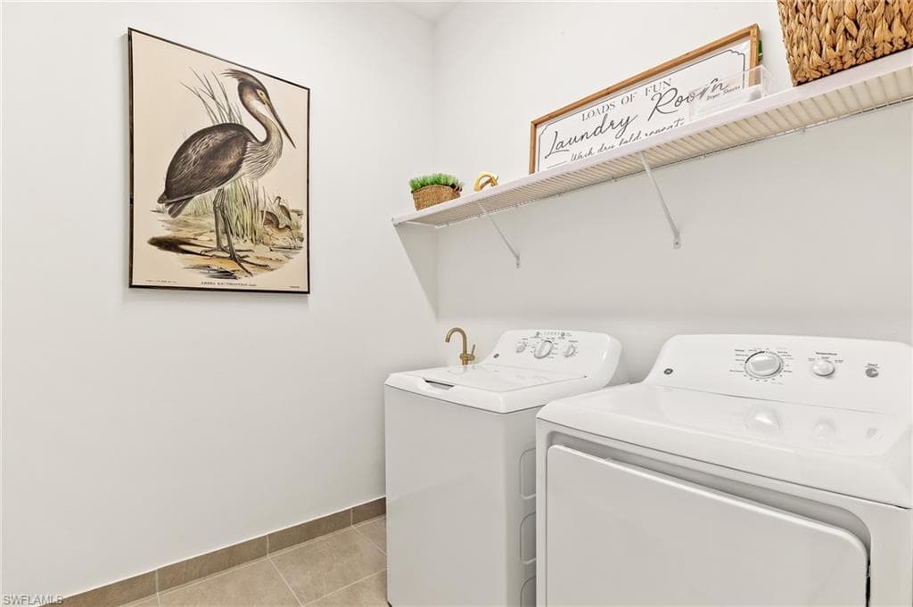 12349 Dahlia CT-13