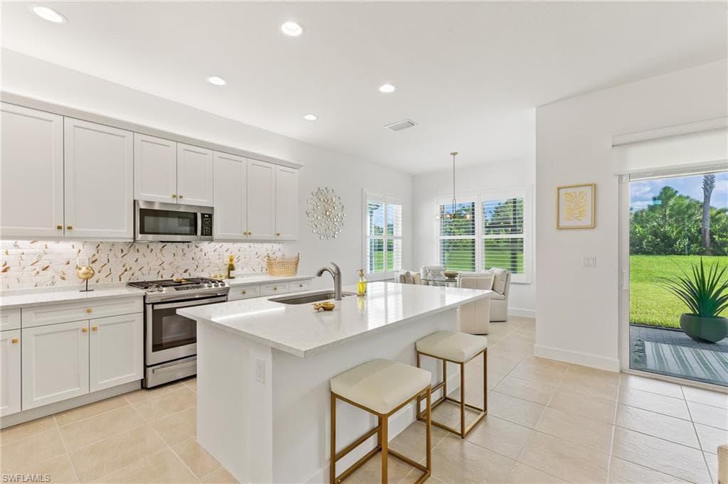 12349 Dahlia CT-1