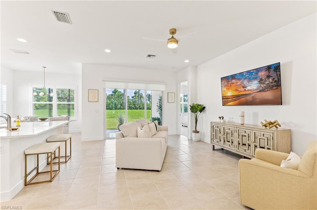 12349 Dahlia CT-5