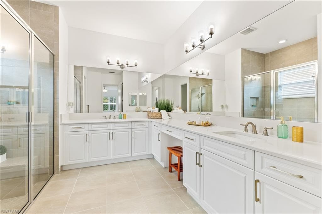12349 Dahlia CT-9