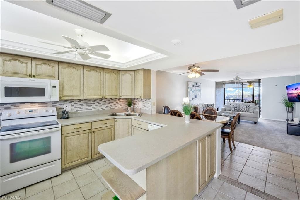 4280 SE 20th PL 703-16