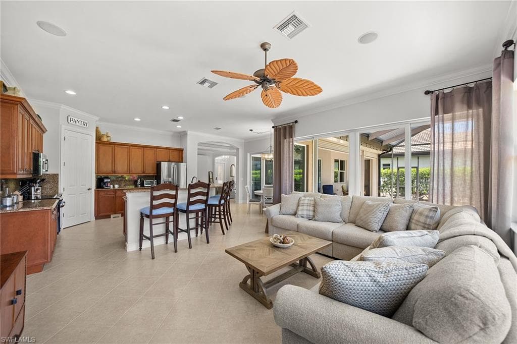 7692 Cottesmore DR-6