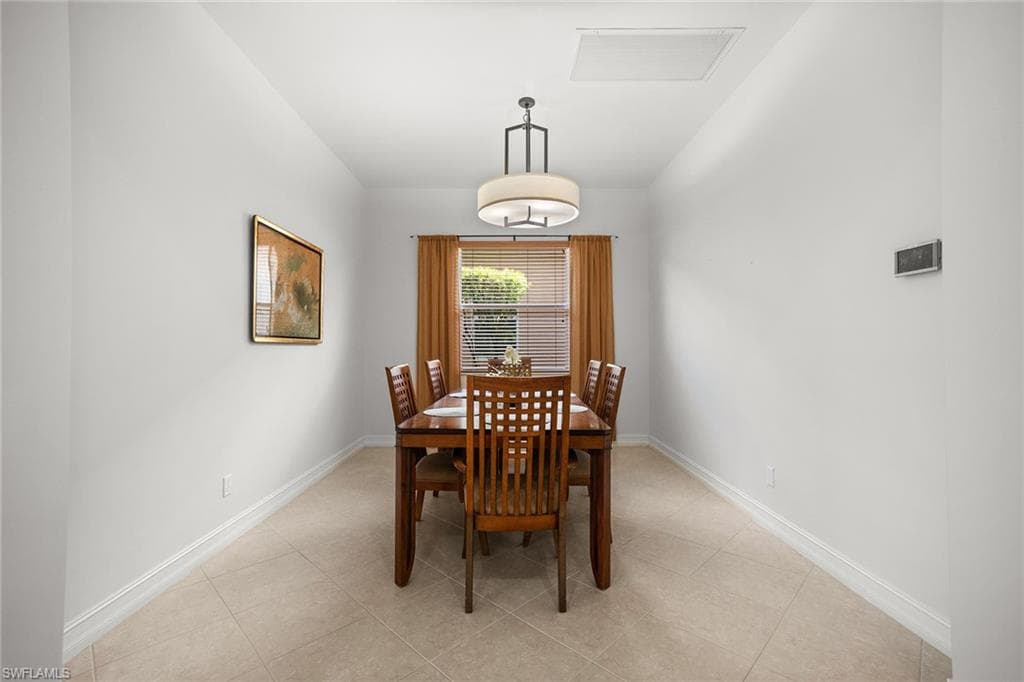 7692 Cottesmore DR-12