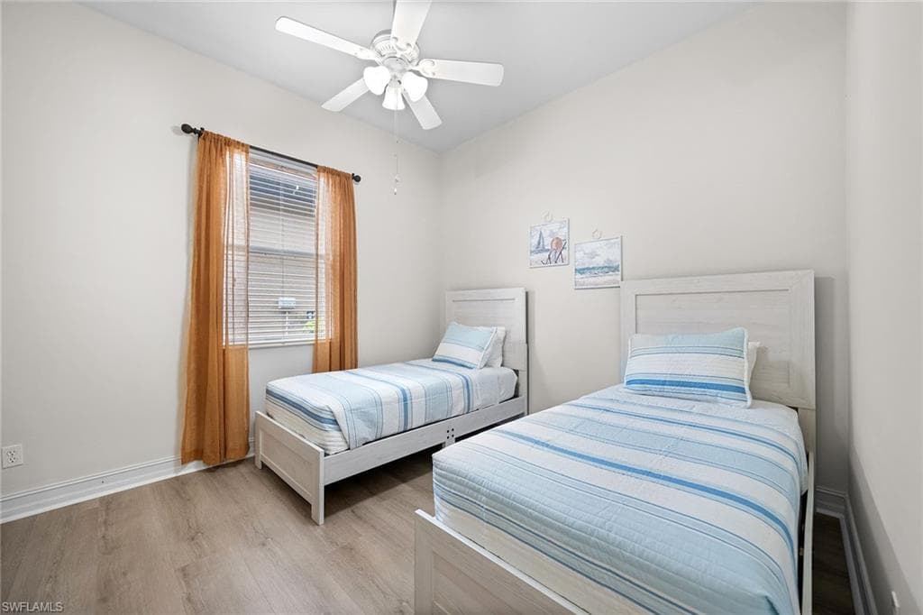 7692 Cottesmore DR-14
