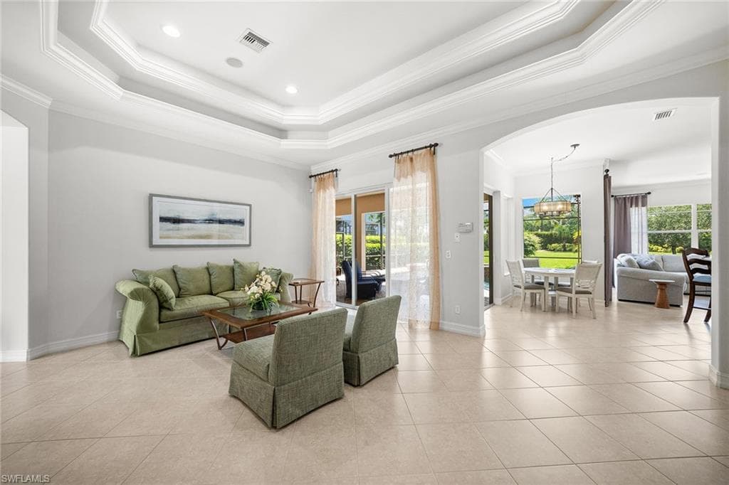 7692 Cottesmore DR-4