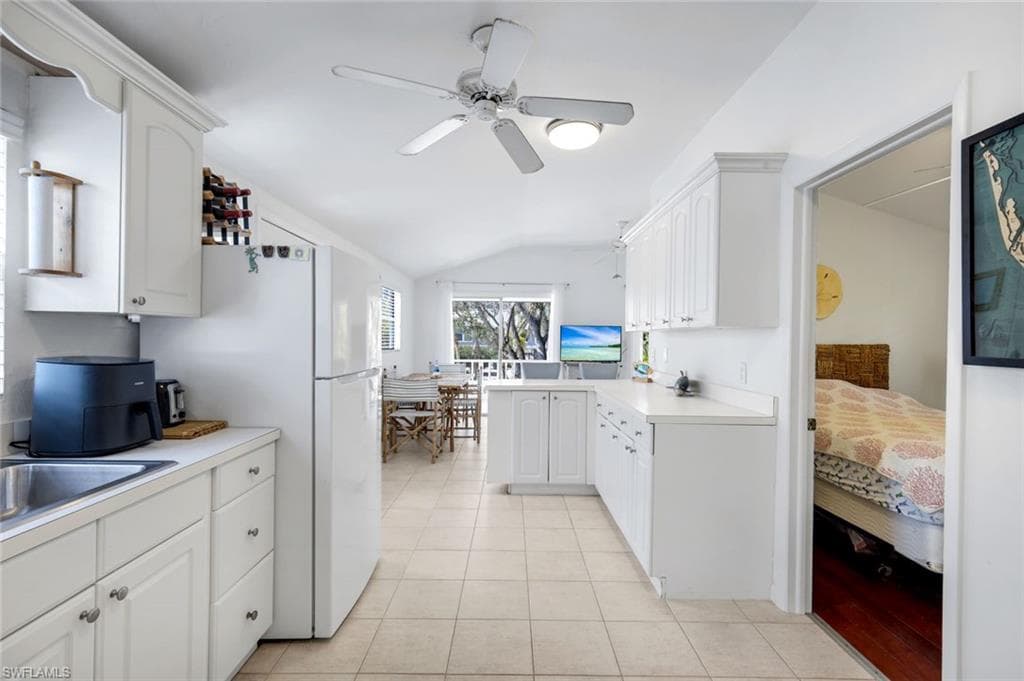 746 Cardium ST-4