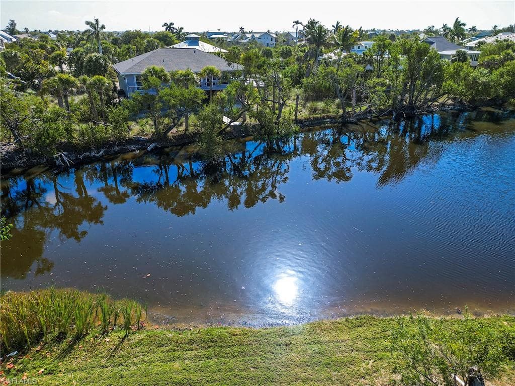 1016 Fish Crow RD-3