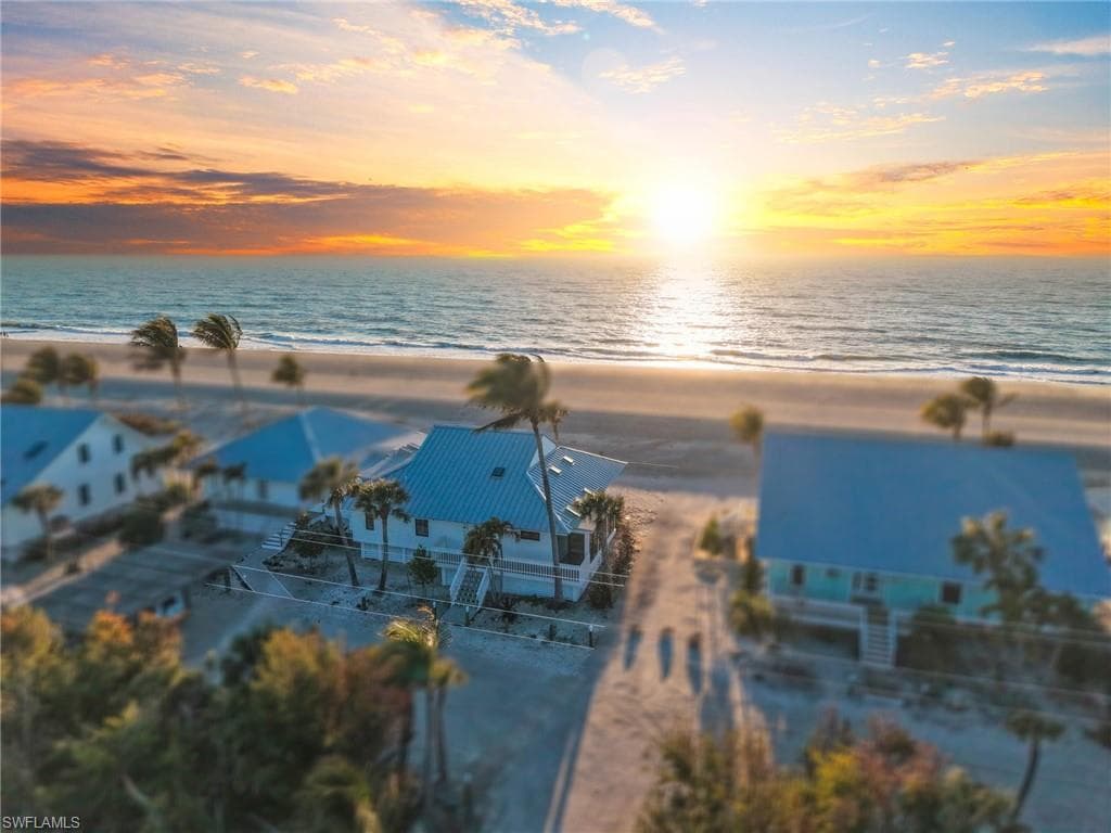 19 Beach Homes-45