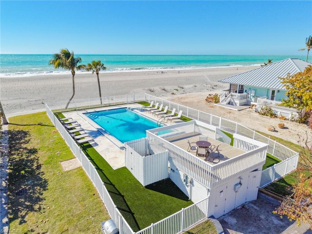 19 Beach Homes-48