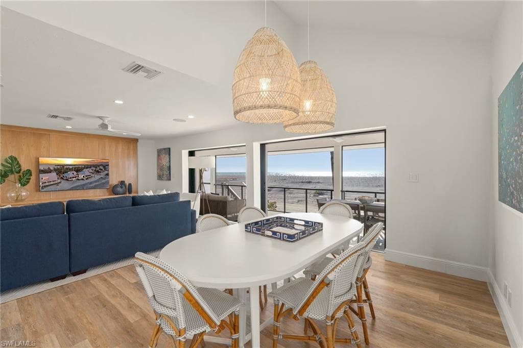 19 Beach Homes-14