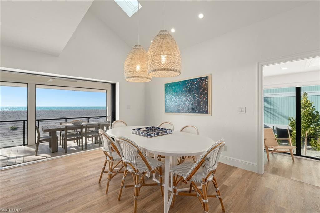 19 Beach Homes-15