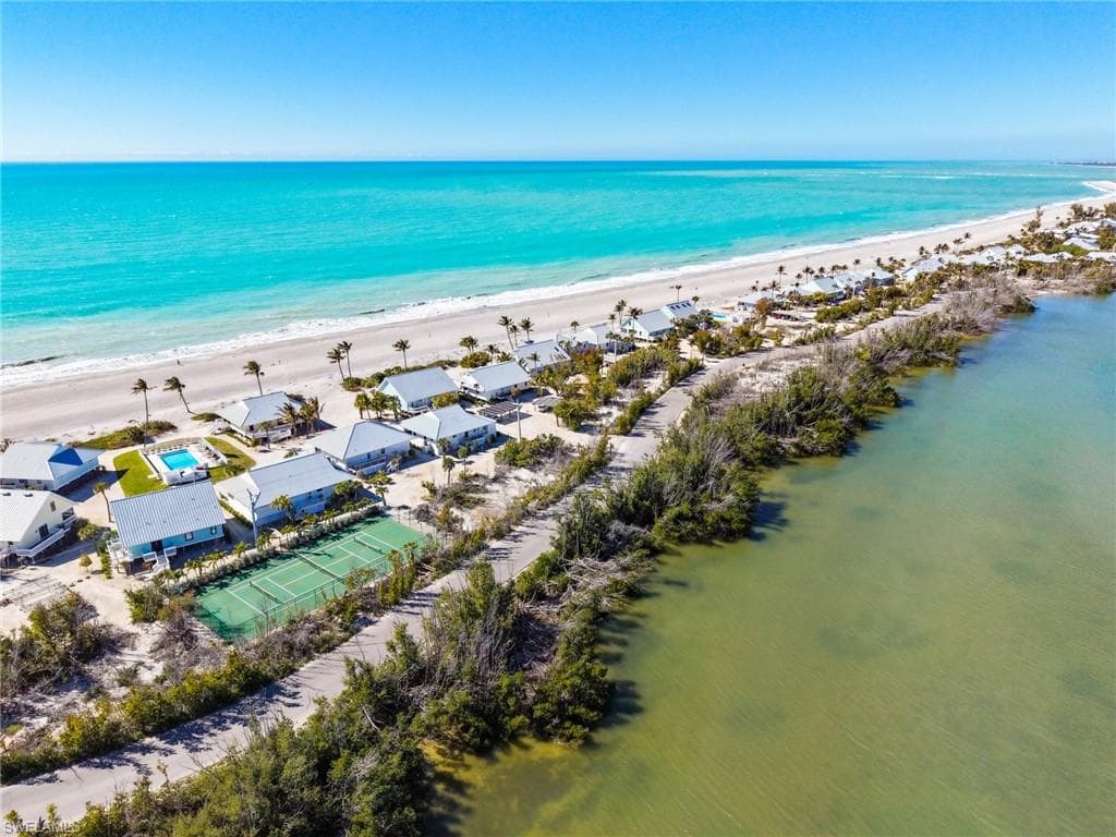19 Beach Homes-47