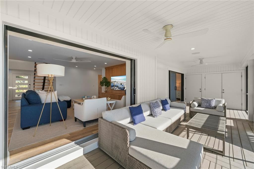 19 Beach Homes-20
