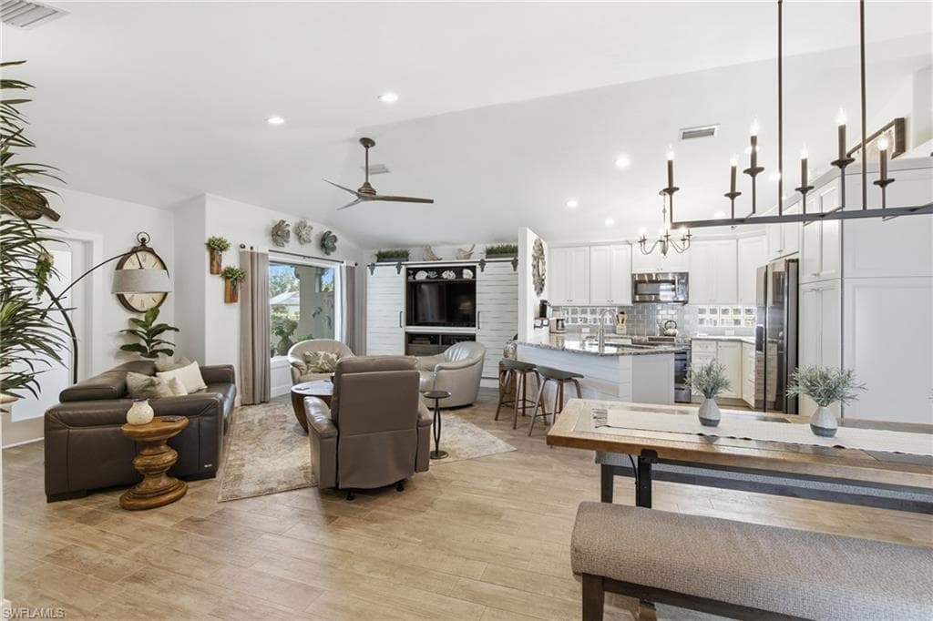 9455 Palm Island CIR-5