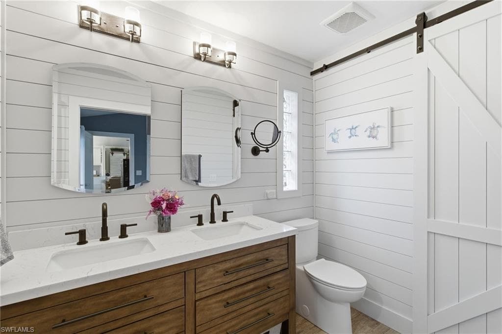 9455 Palm Island CIR-18