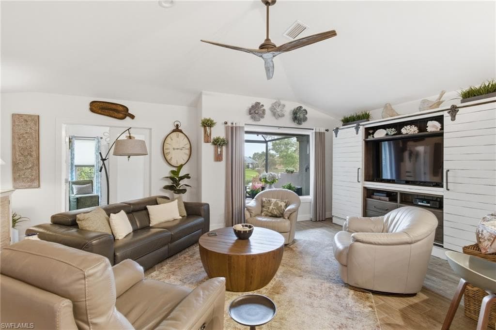 9455 Palm Island CIR-11