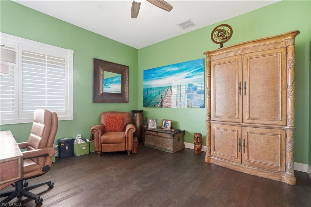211 Kingfisher DR-13