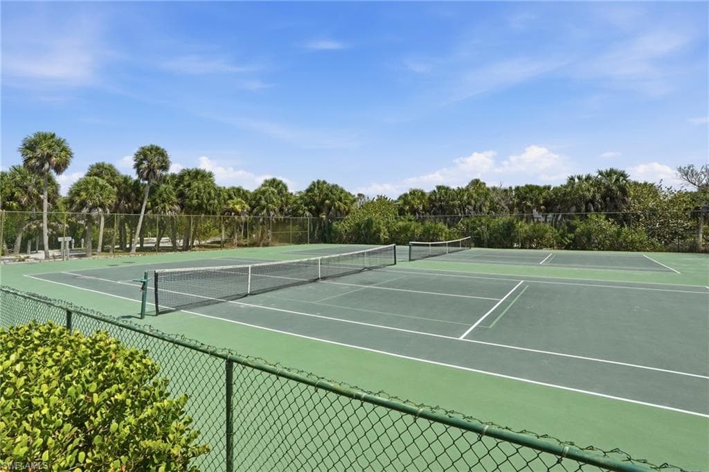 211 Kingfisher DR-47