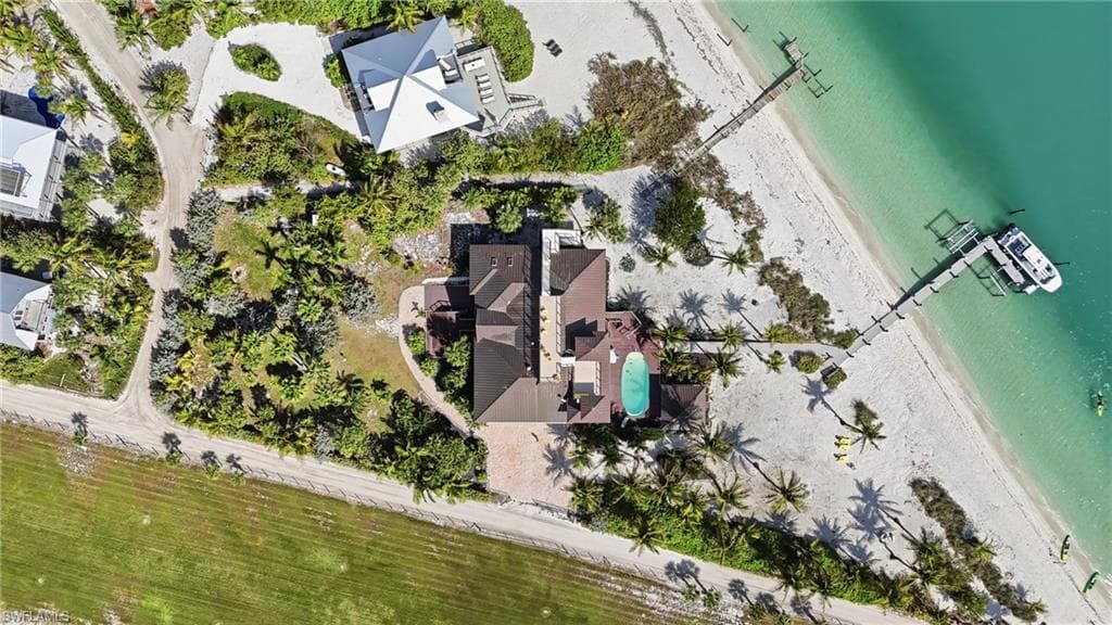 211 Kingfisher DR-38