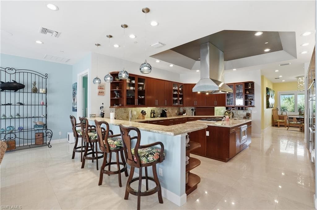 211 Kingfisher DR-19
