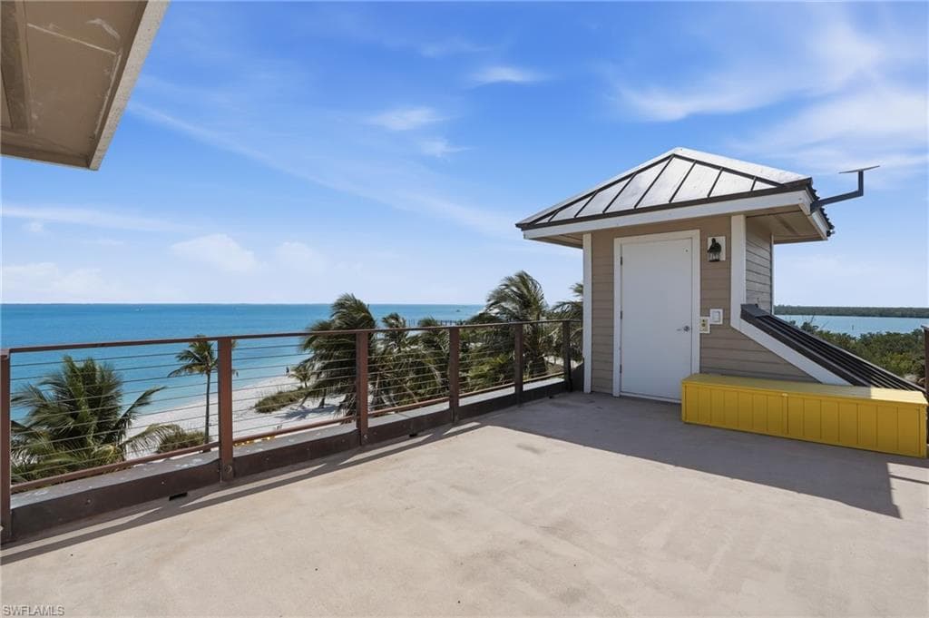 211 Kingfisher DR-25