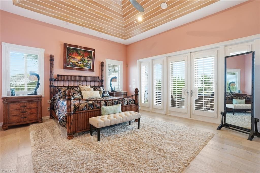 211 Kingfisher DR-21