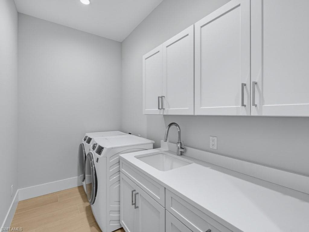 67 Willowick DR-23