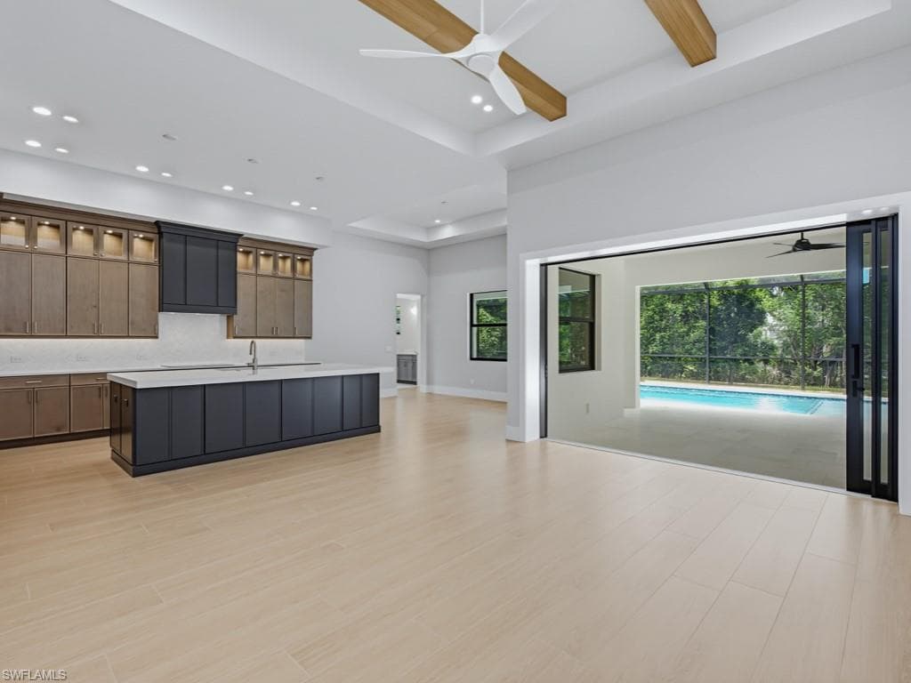 67 Willowick DR-5