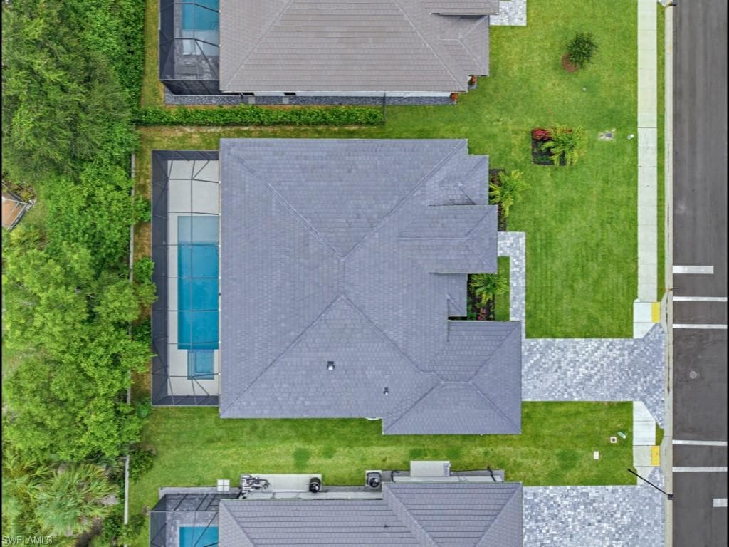 67 Willowick DR-34