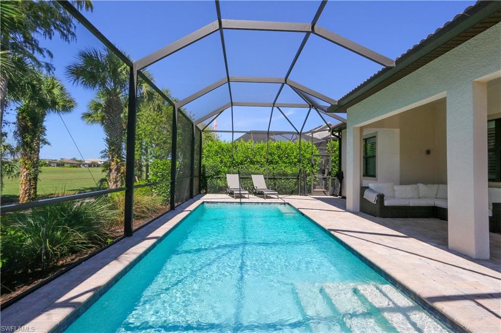 9716 Everglades DR-42