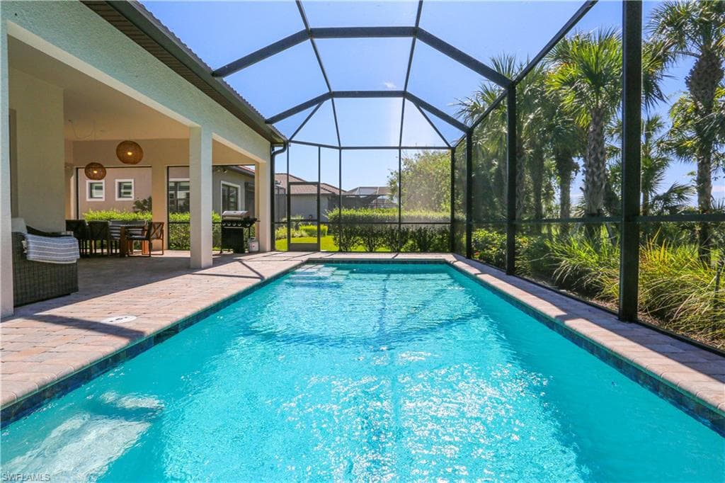 9716 Everglades DR-34