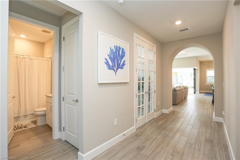 9716 Everglades DR-37
