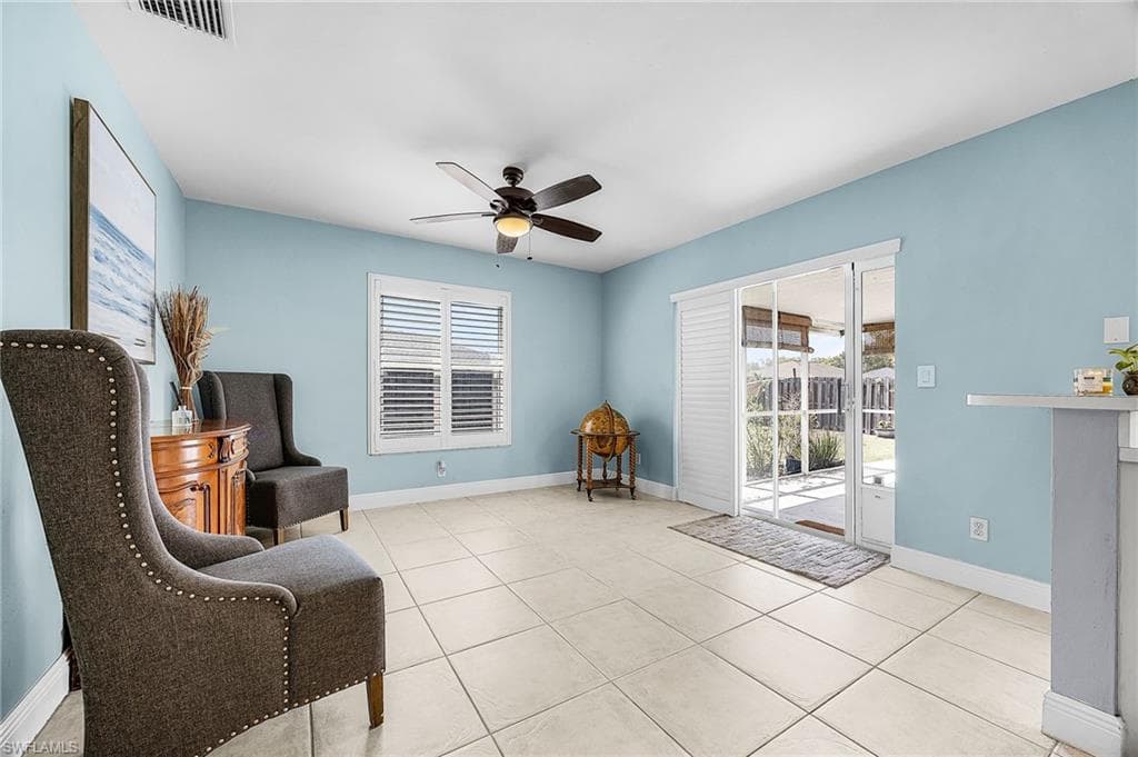 15552 Horseshoe LN-13