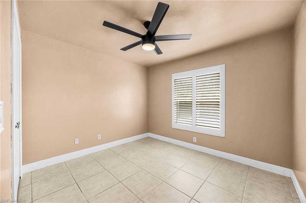 15552 Horseshoe LN-18