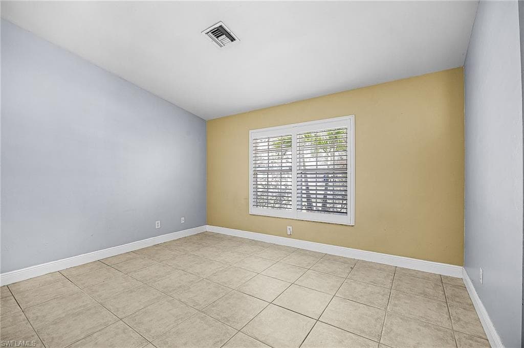 15552 Horseshoe LN-4