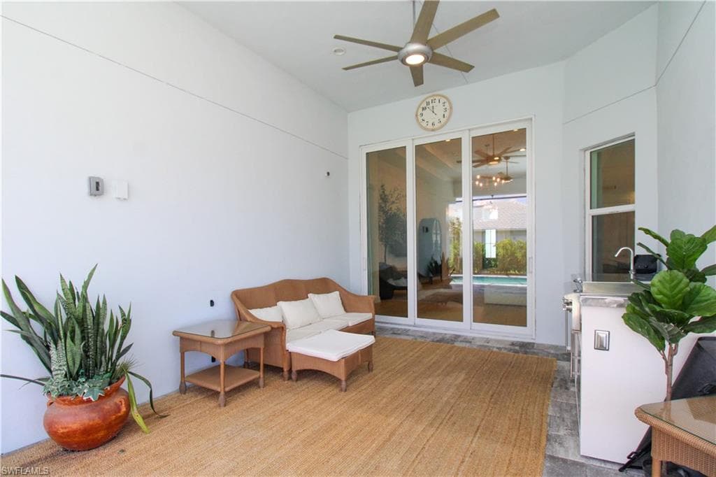 9241 Cayman DR-38