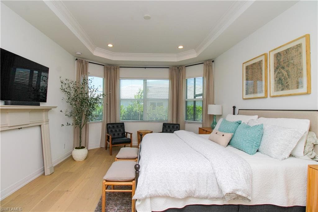 9241 Cayman DR-14