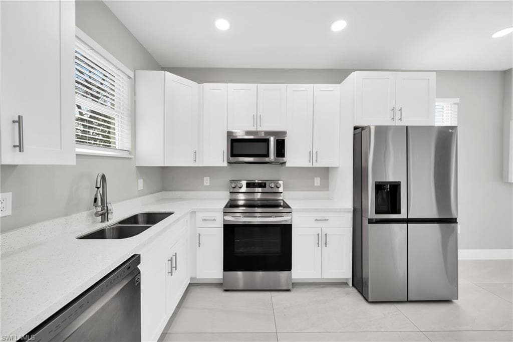 26951 N RIVERSIDE DR-35
