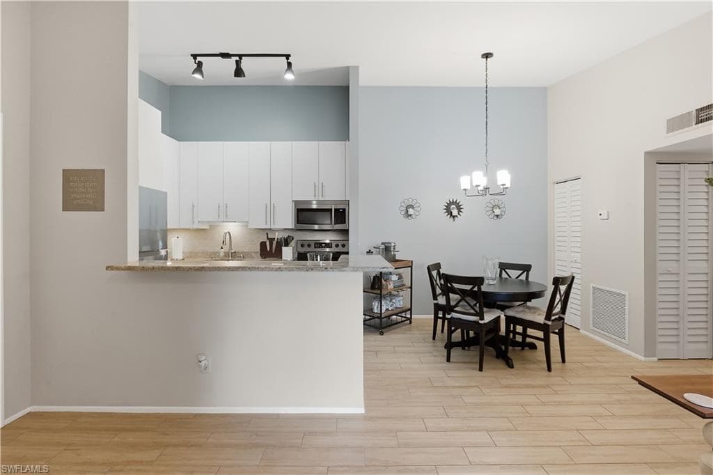 14861 Summerlin Woods DR 6-3