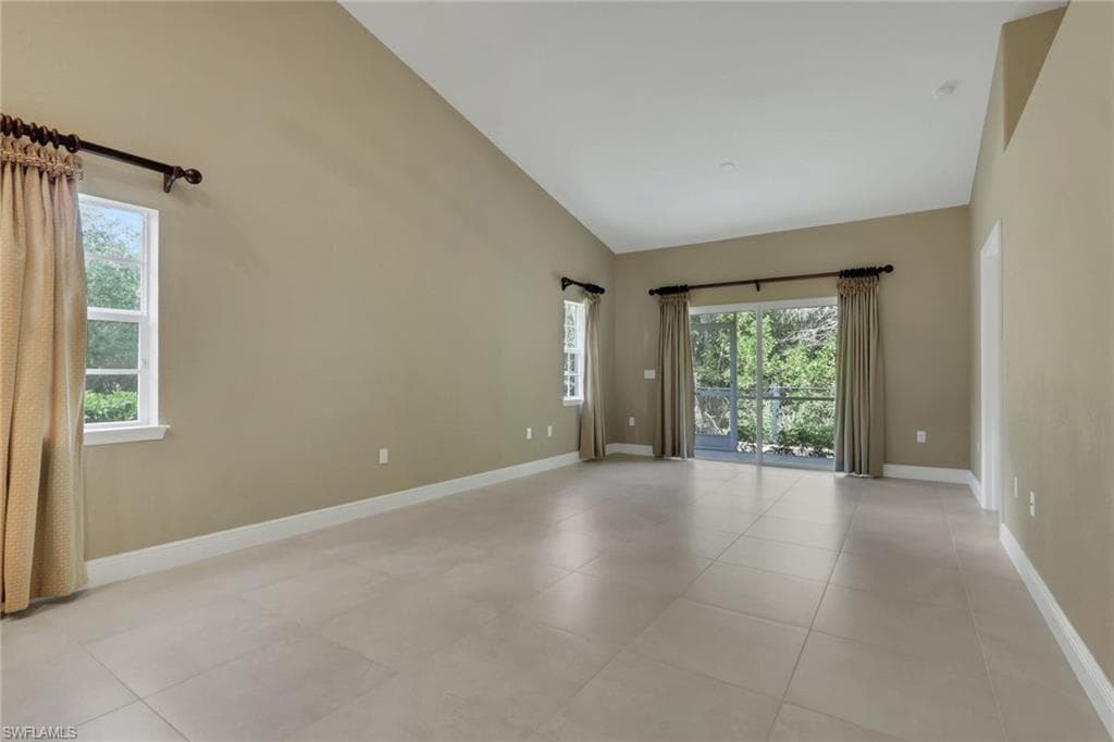 3555 Avion Woods CT 501-22