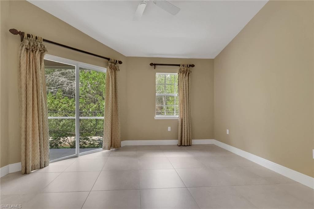 3555 Avion Woods CT 501-25