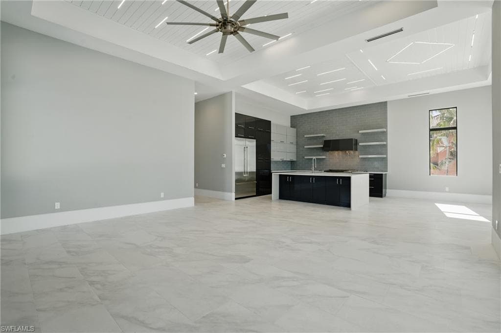 3050 Estero BLVD-12