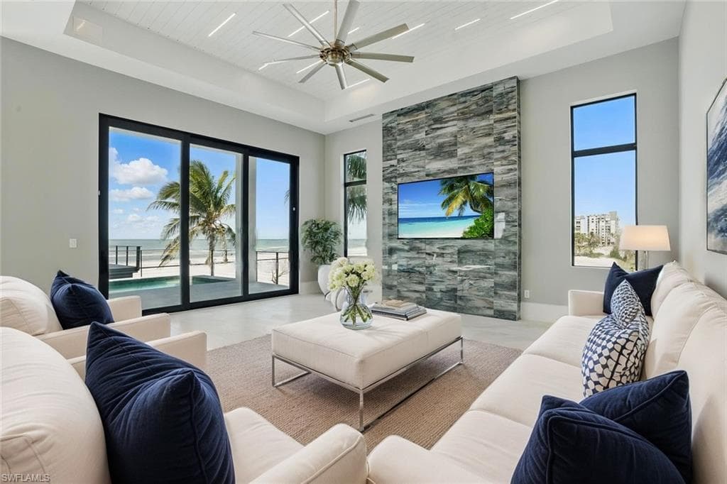 3050 Estero BLVD-7