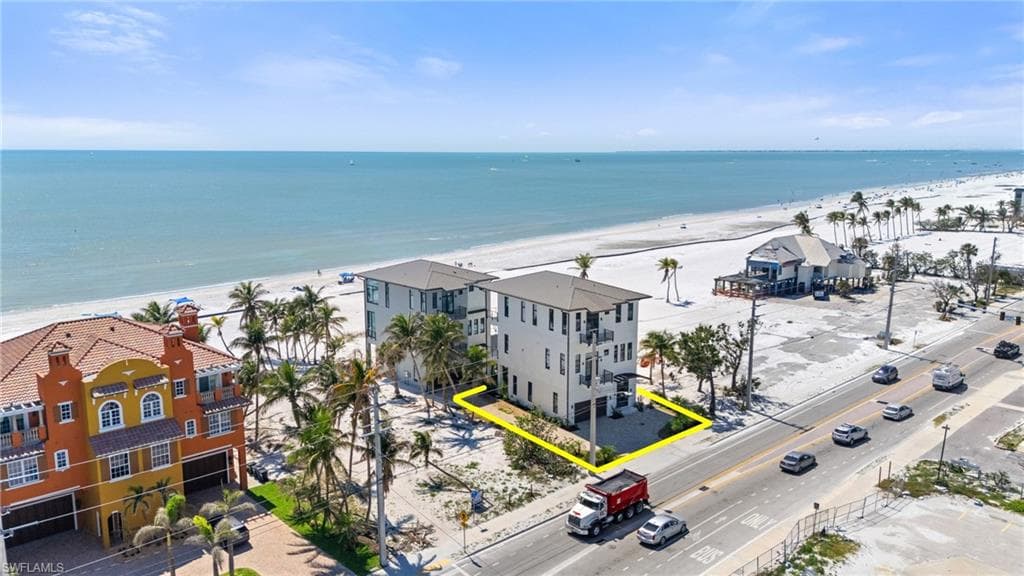 3050 Estero BLVD-35