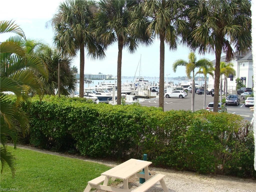 807 River Point DR 201D-31