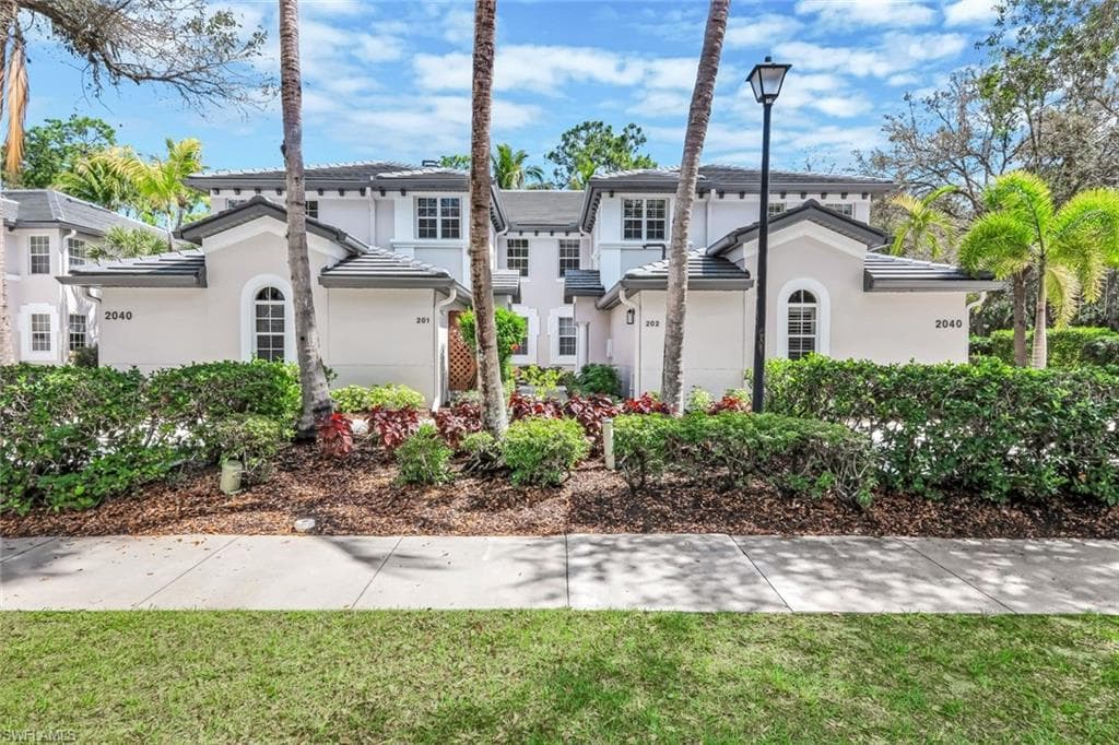 2040 Tarpon Bay DR N 201-2